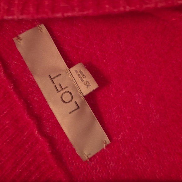 LOFT Pink V-Neck Sweater with Silver Star Accents Size XS - Picture 3 of 7